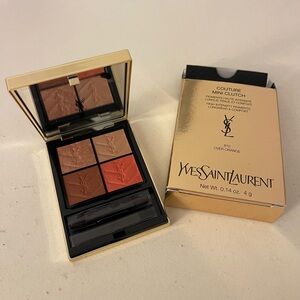 Yves Saint Laurent
Couture Mini Clutch Eyeshadow Palette